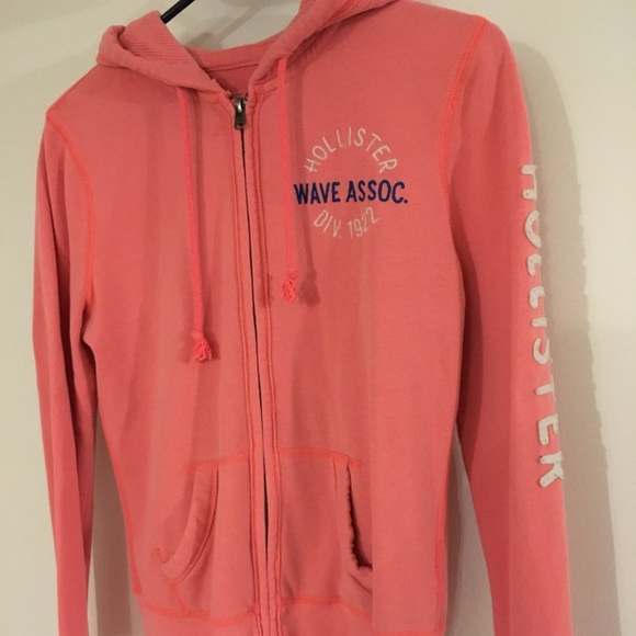 Hollister hoodie. - Picture 1 of 5